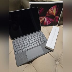 Apple ipad Pro 11-inch 3rd Generation 256GB Original Pencil Charger 11" 99.4%